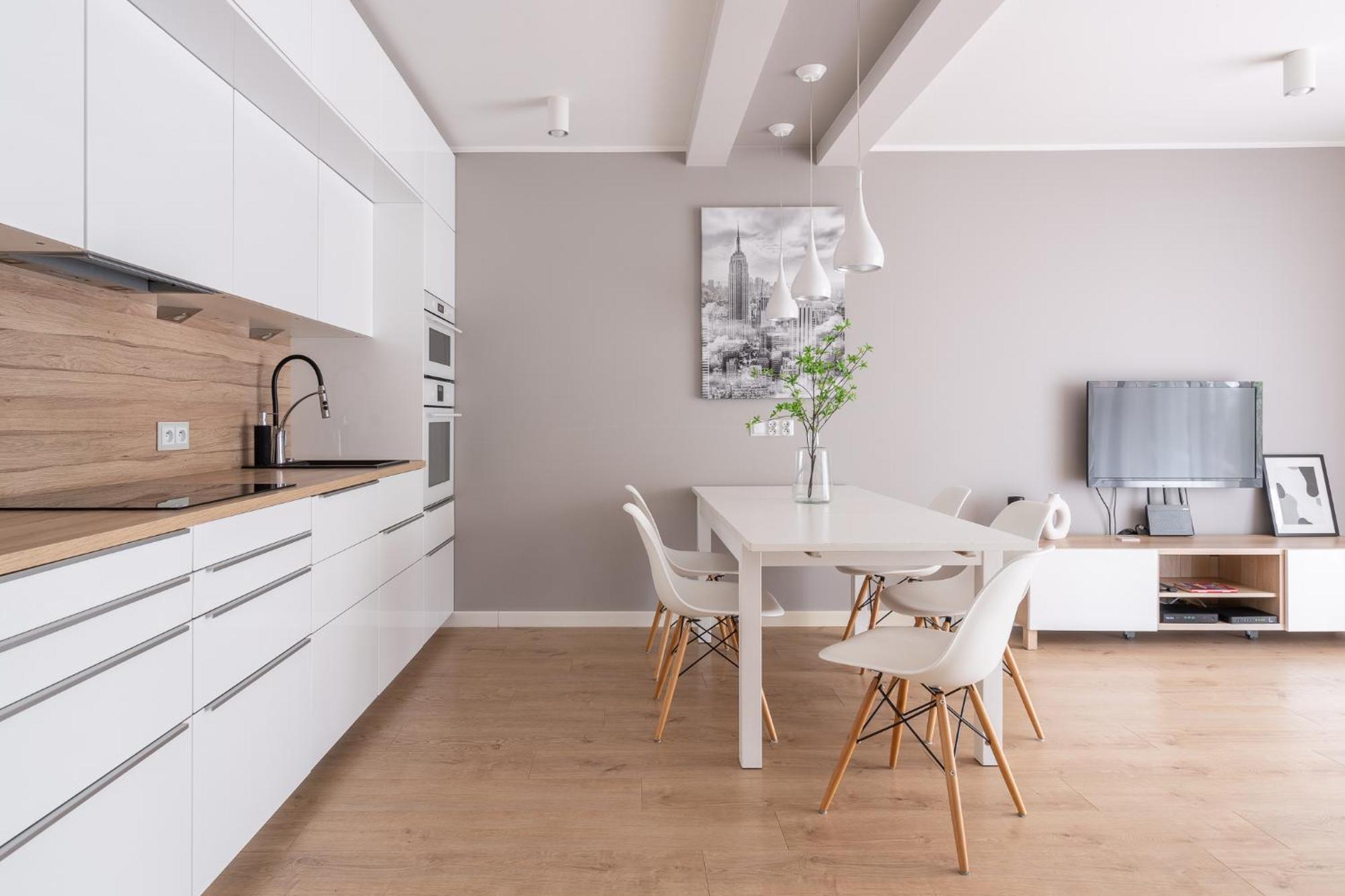 Rentplanet - Apartament Partynice *