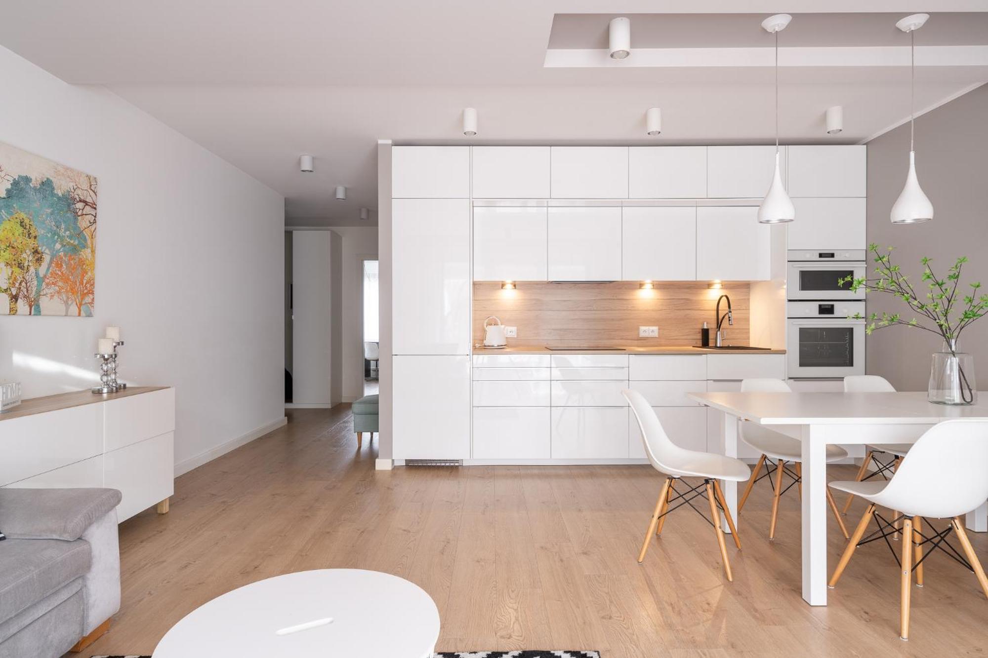 Rentplanet - Apartament Partynice Apartment *