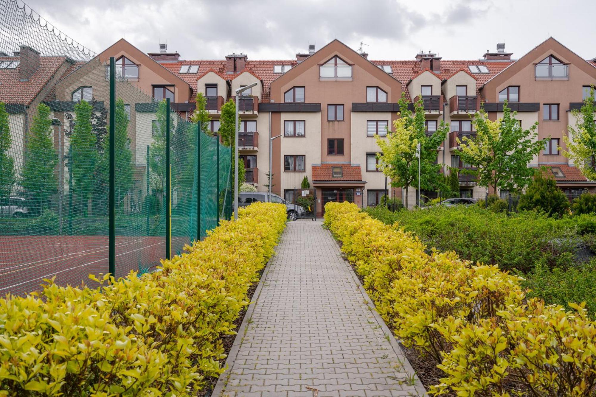 Rentplanet - Apartament Partynice Breslau