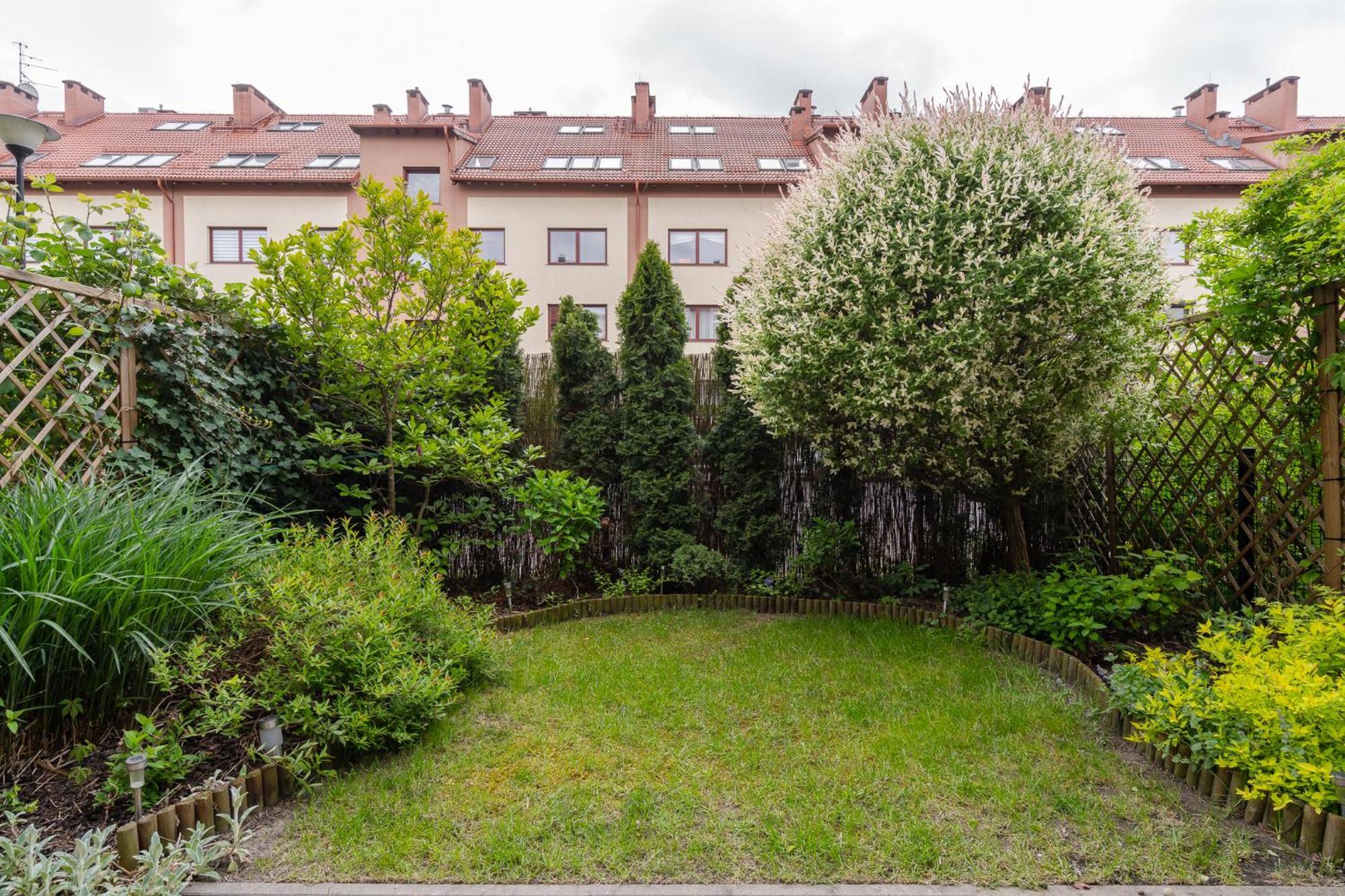 Rentplanet - Apartament Partynice * Wroclaw